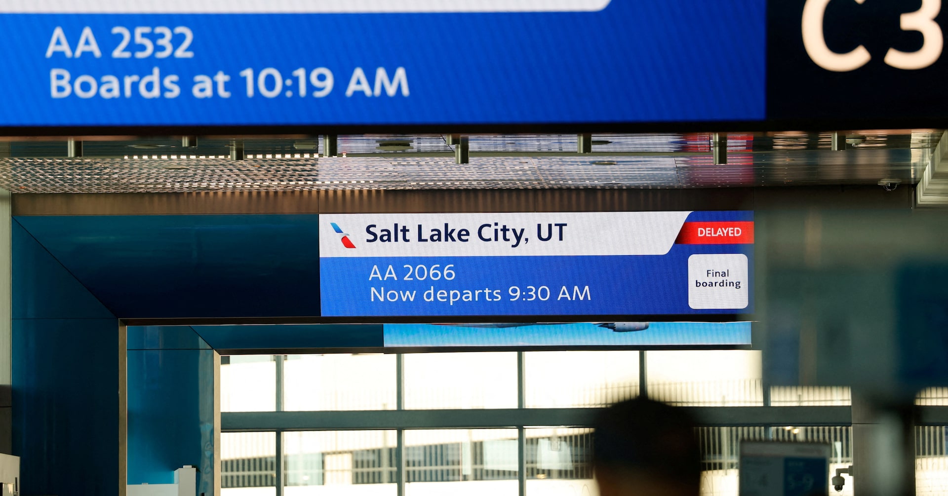 Dallas airports return to normal as FAA details problem that caused outage